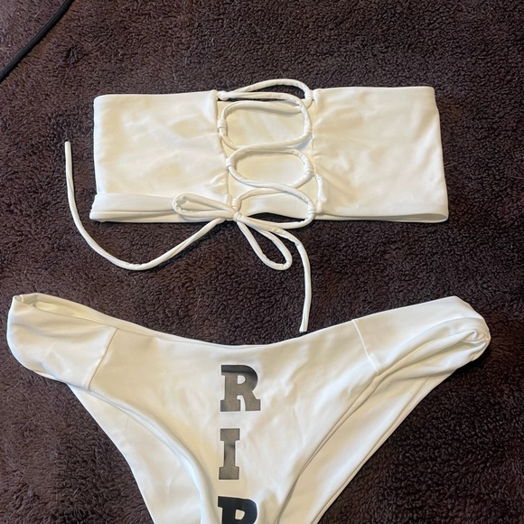 New Psycho Rebel Bikini - Picture 5 of 7